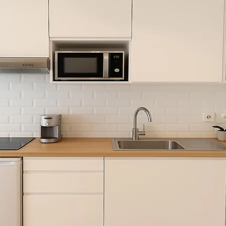 Louvre - Premium For 4 * Paris