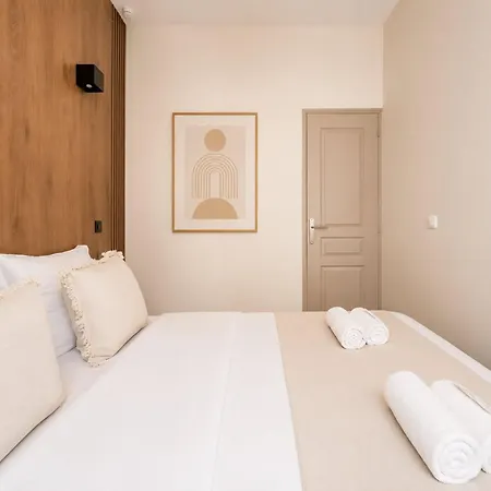 Louvre - Premium For 4 Apartman